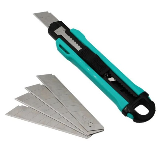 Нож канцелярский и лезвия для ножей