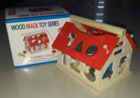 Игрушка логическая дерево домик 12х14см